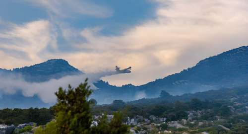 Incendi in Europa, Bruxelles: serve una strategia comune, non solo aerei